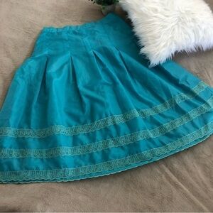 Blue A-Line Pleated Skirt Size: XL
